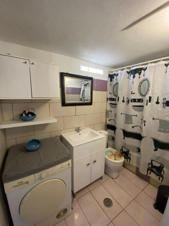 Popi'S Apartment Goniai Экстерьер фото