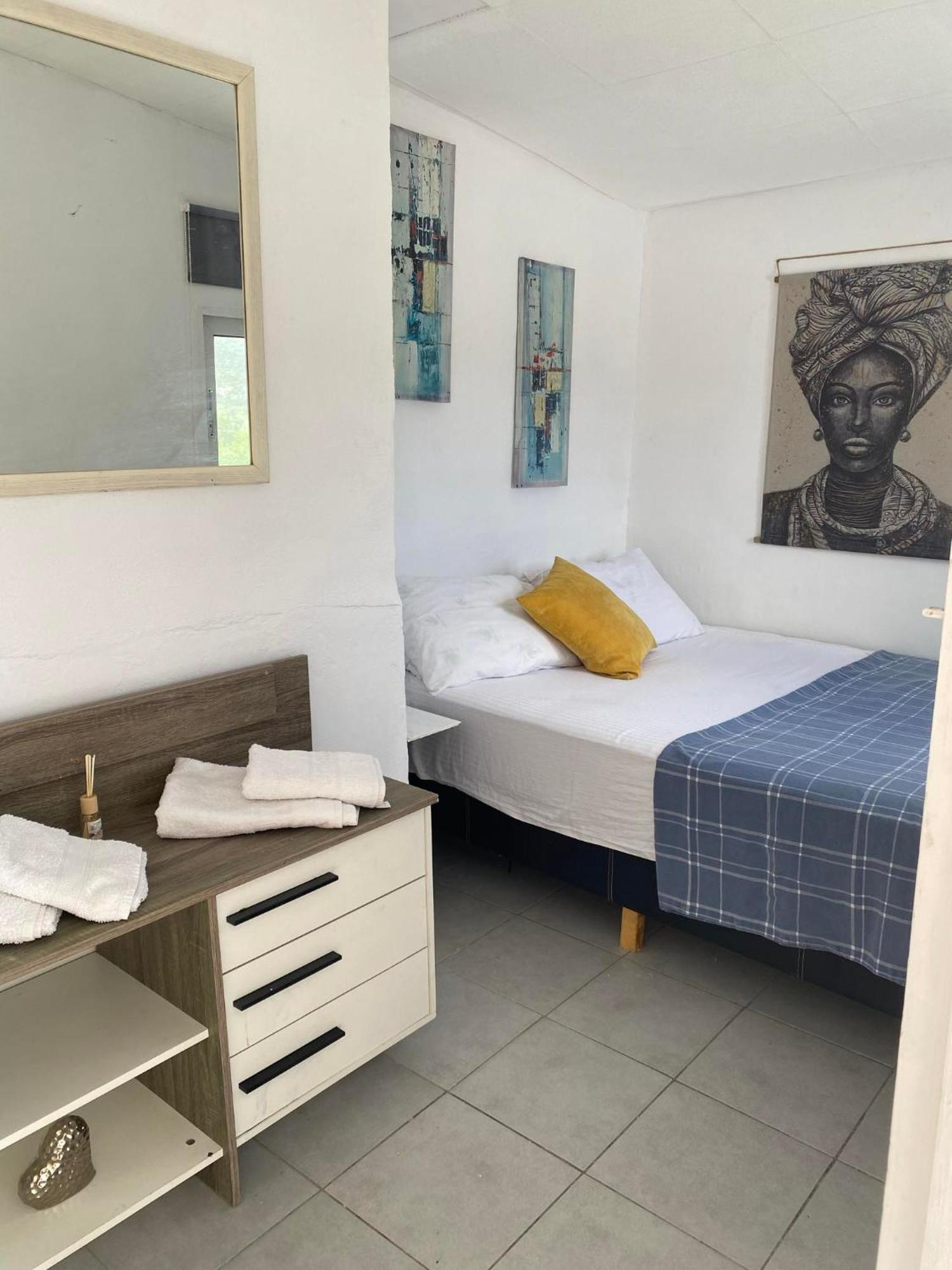 Popi'S Apartment Goniai Экстерьер фото